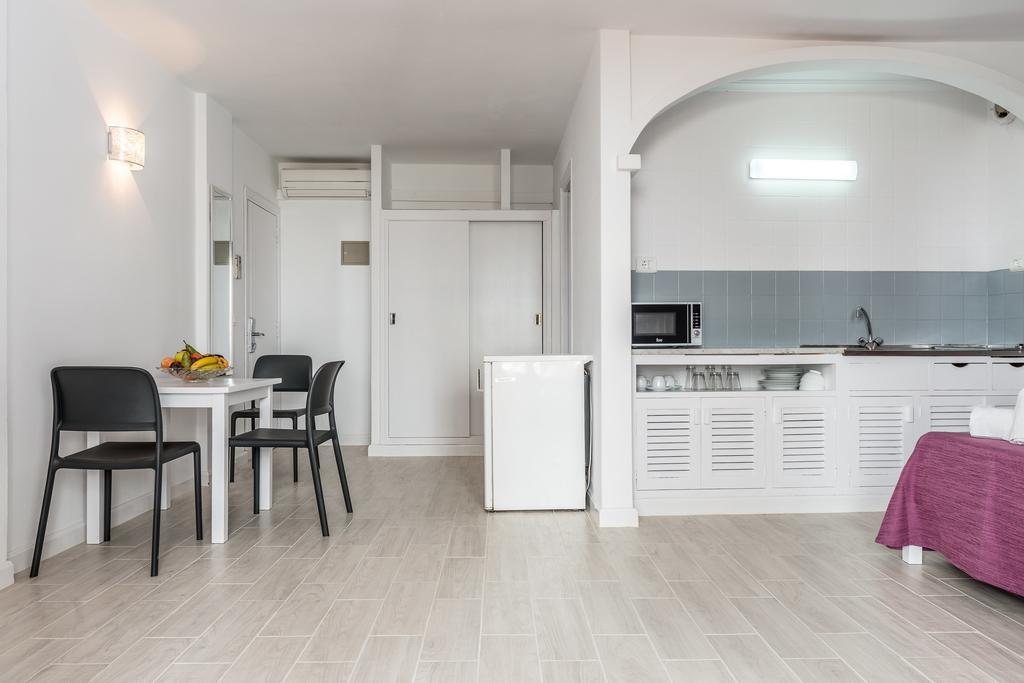 Apartamentos Orosol 2 By Typic Hotels San Antonio  Exterior foto