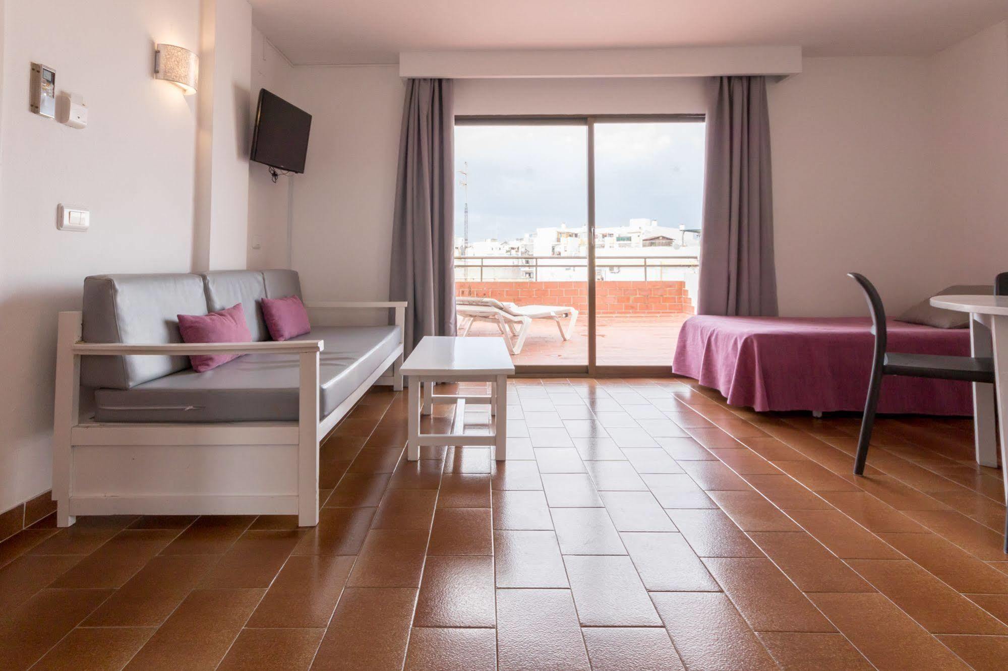 Apartamentos Orosol 2 By Typic Hotels San Antonio  Exterior foto