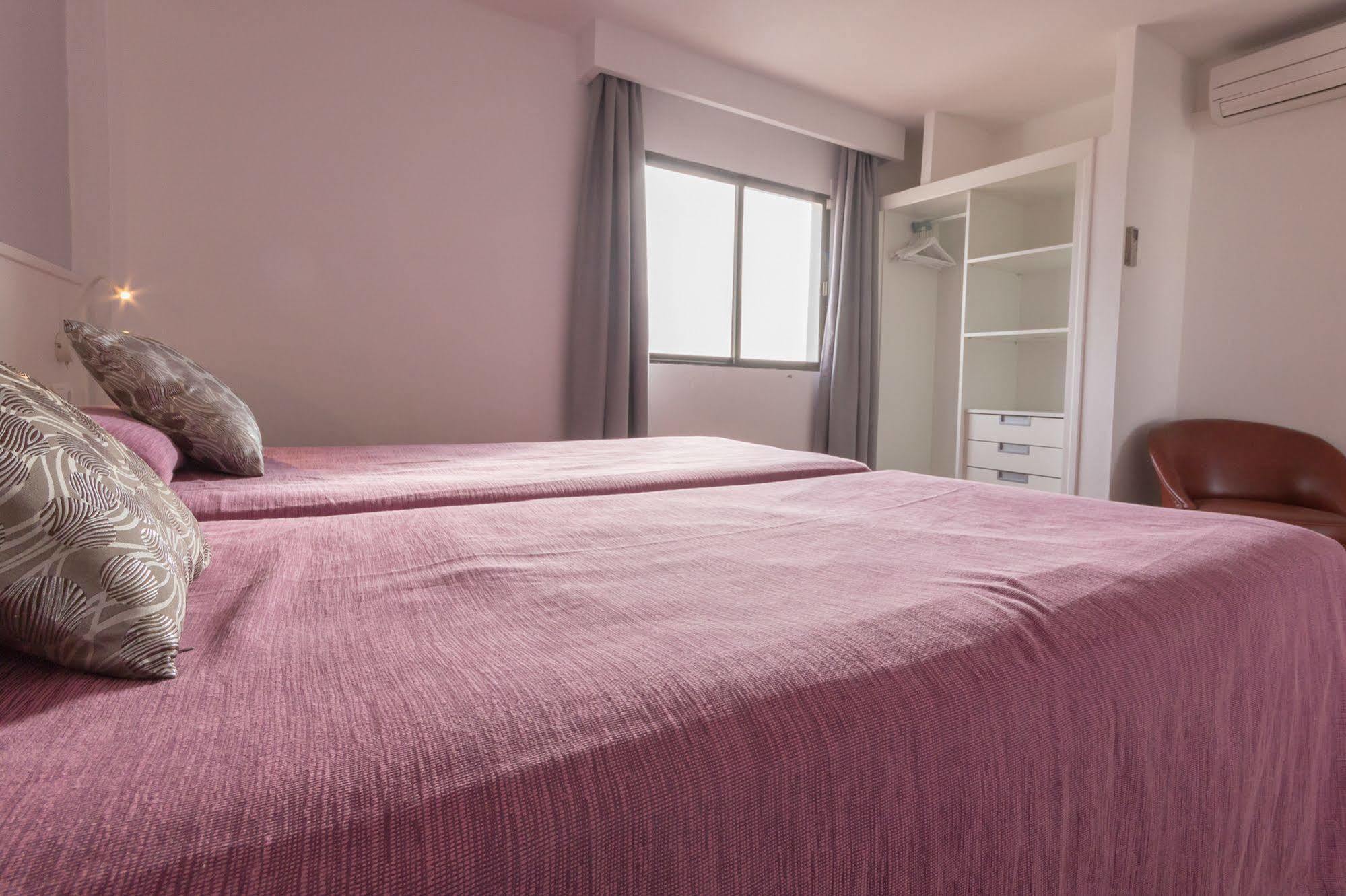 Apartamentos Orosol 2 By Typic Hotels San Antonio  Exterior foto