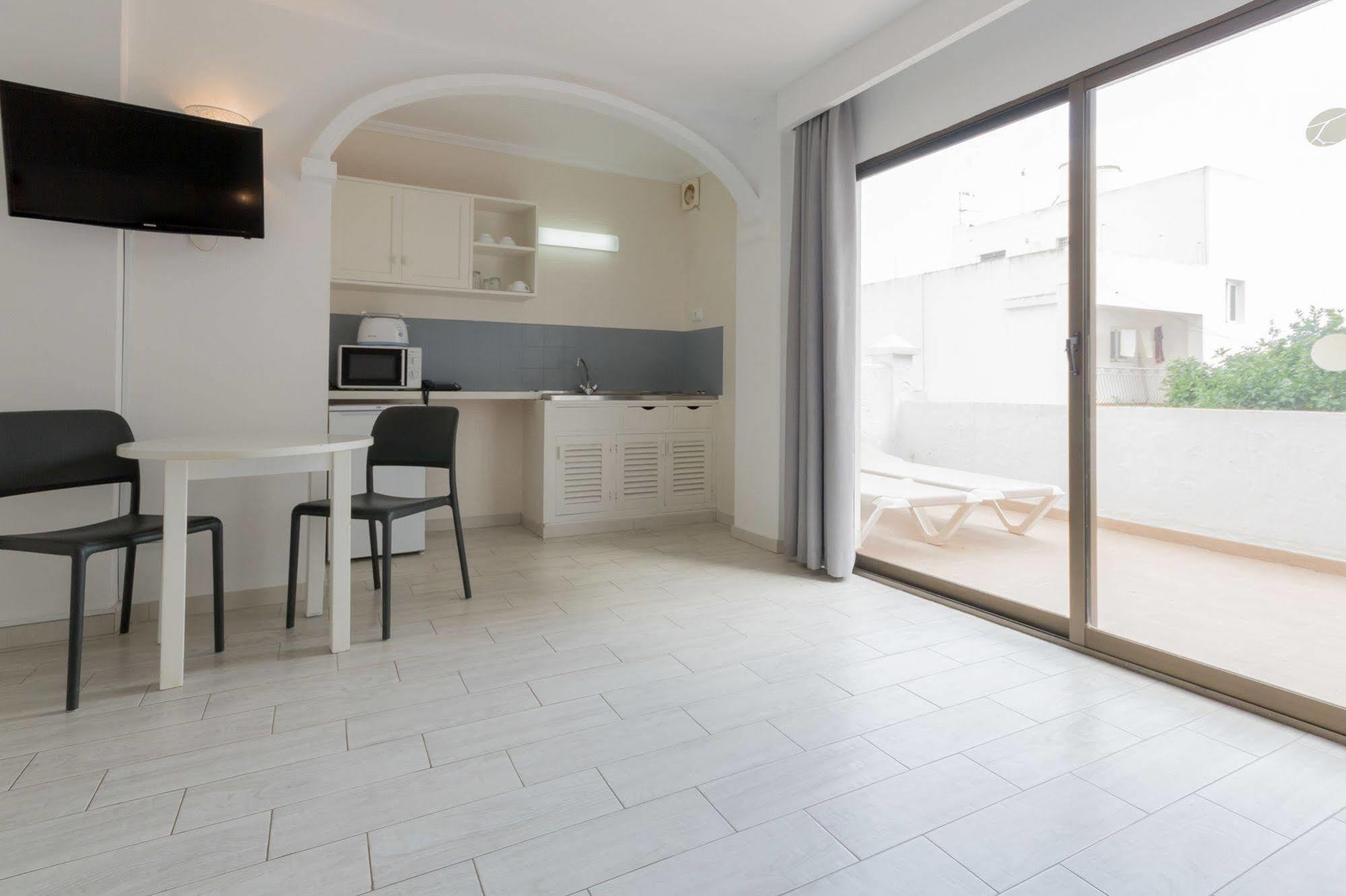 Apartamentos Orosol 2 By Typic Hotels San Antonio  Exterior foto