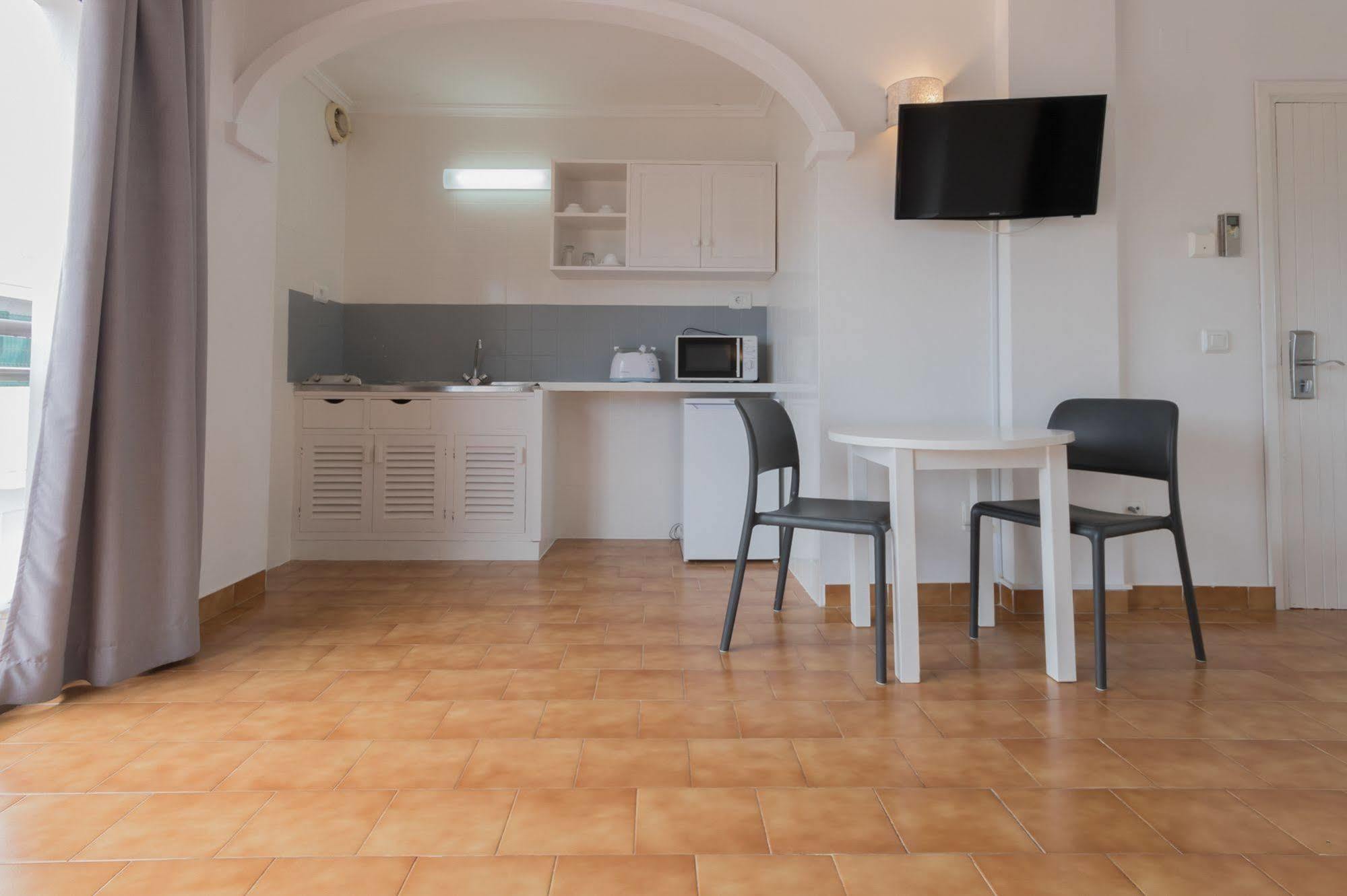 Apartamentos Orosol 2 By Typic Hotels San Antonio  Exterior foto