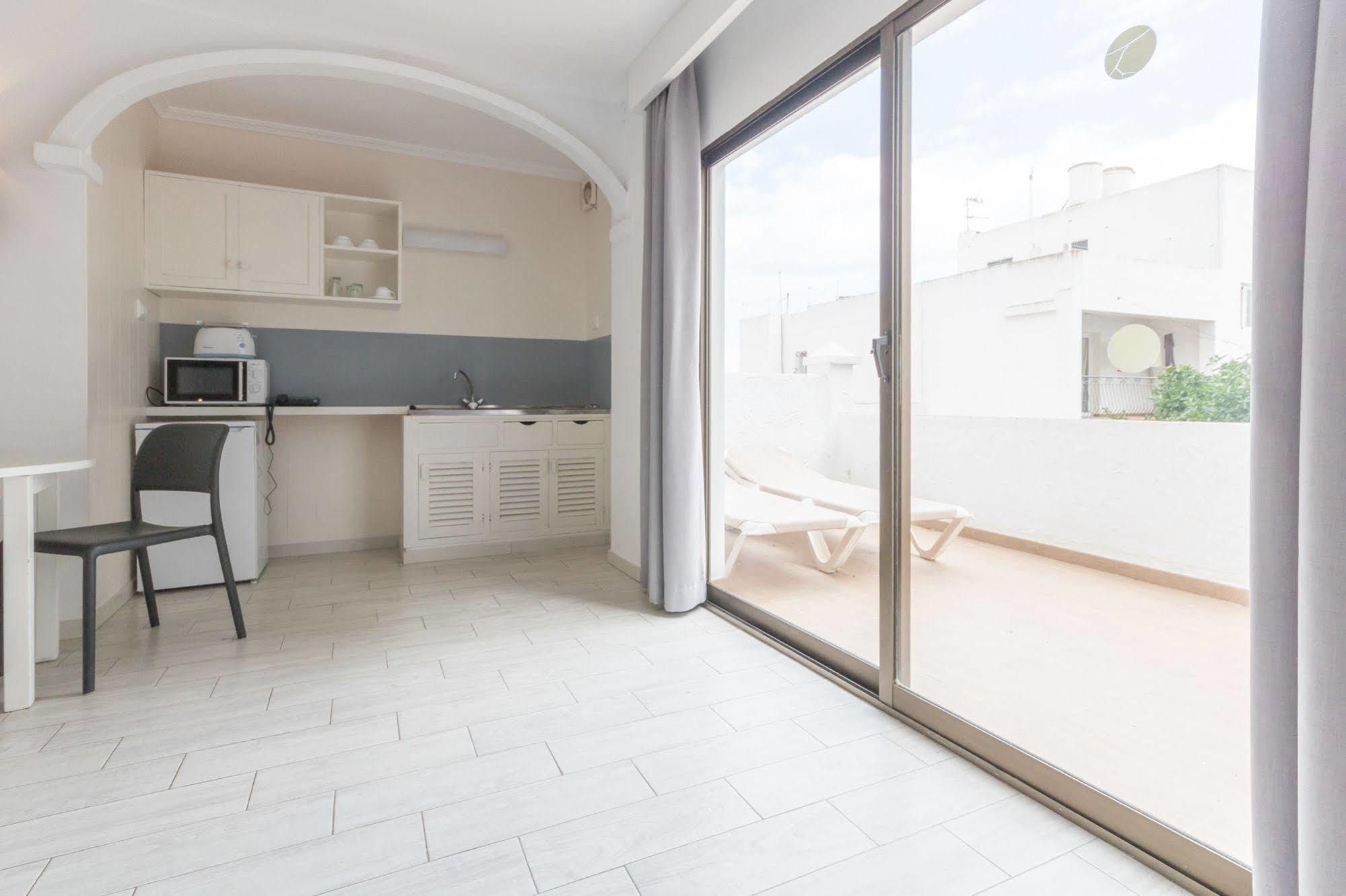 Apartamentos Orosol 2 By Typic Hotels San Antonio  Exterior foto